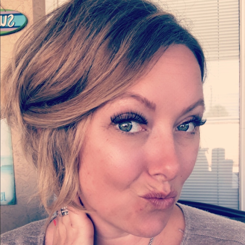 Meet your Posher, Natalie
